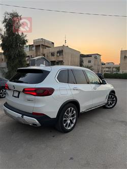 بی ئێم دەبڵیو X5